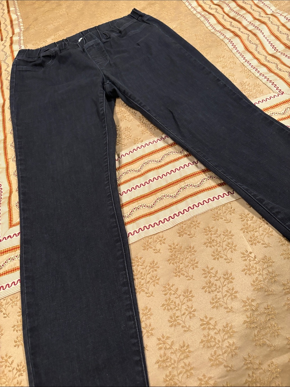 Eileen Fisher Straight Jeans, Black, Elastic Waist, Frayed Hem, Cotyon Blend, M